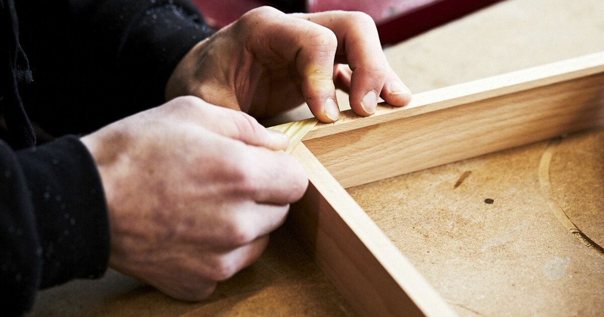 What is a Large Canvas Frame / Harten Frameworks